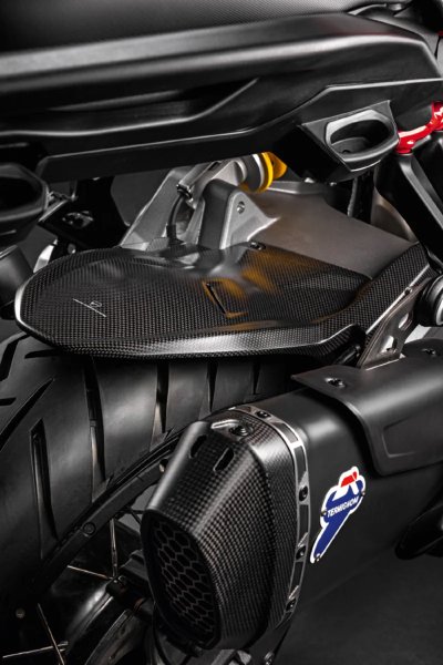 Ducati hinterer Kotflügel aus Kohlefaser