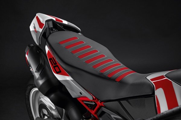 Ducati Racing-Sitzbank HYPERMOTARD V2